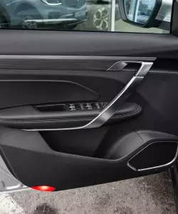 Интерьер Belgee X70, фото 15/18